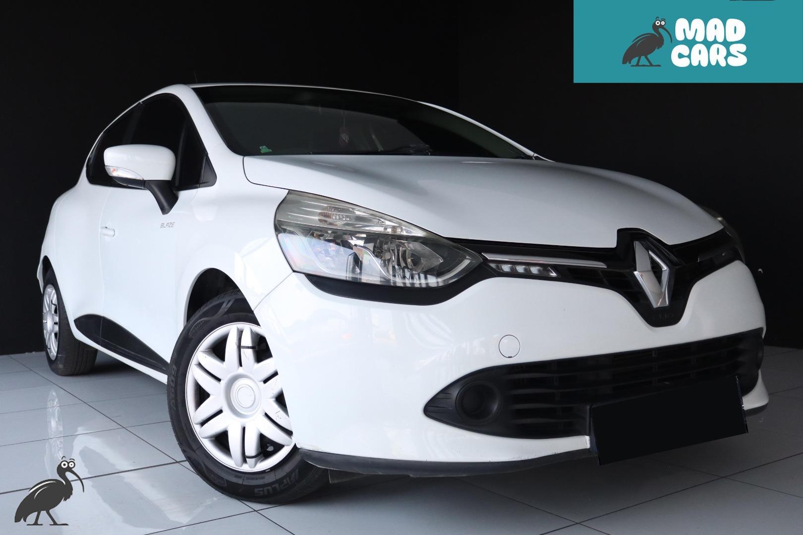 2016-renault-clio-iv-900t-66kw-blaze-ltd-edition-5-door