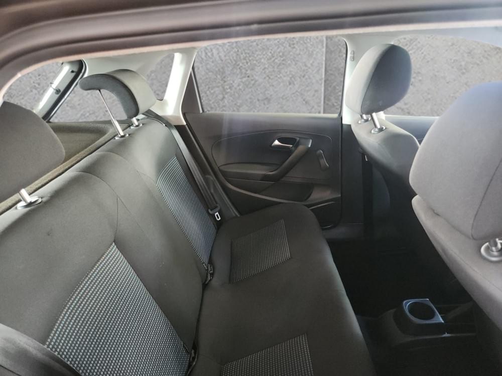 Volkswagen Polo Vivo Hatch 1.6 Comfortline Tiptronic