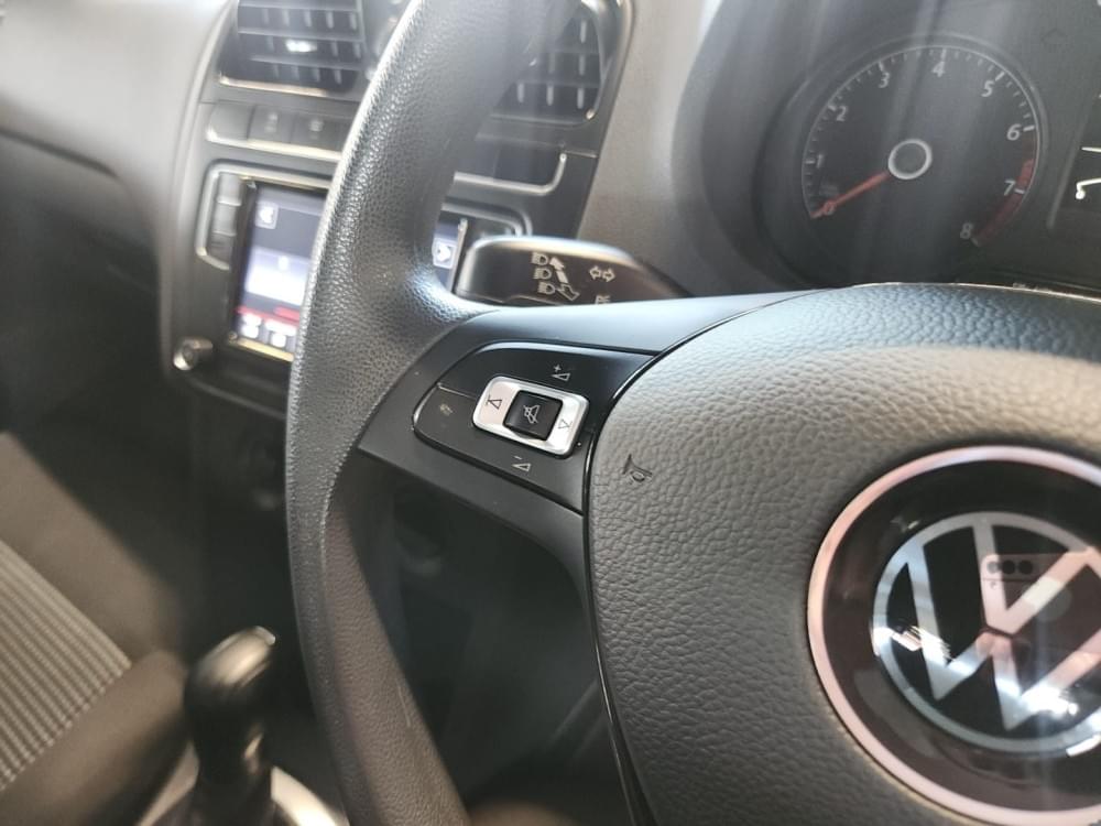 Volkswagen Polo Vivo Hatch 1.6 Comfortline Tiptronic