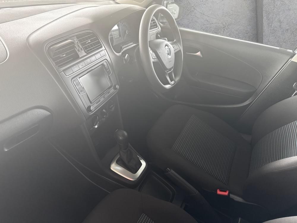 Volkswagen Polo Vivo Hatch 1.6 Comfortline Tiptronic