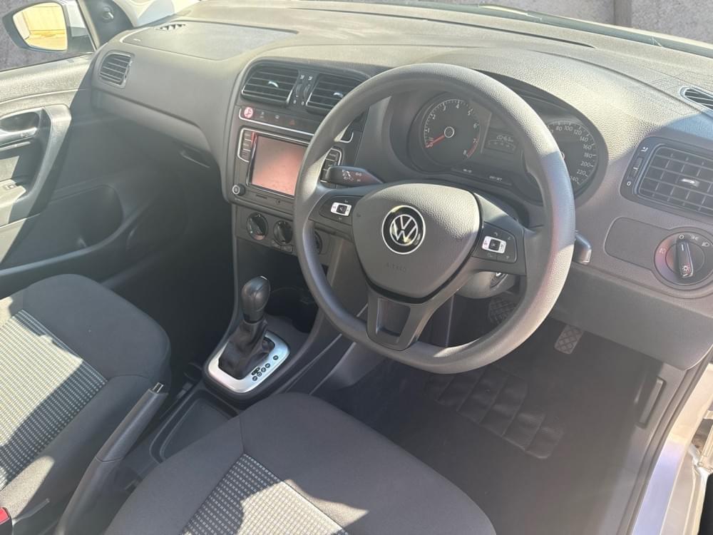 Volkswagen Polo Vivo Hatch 1.6 Comfortline Tiptronic