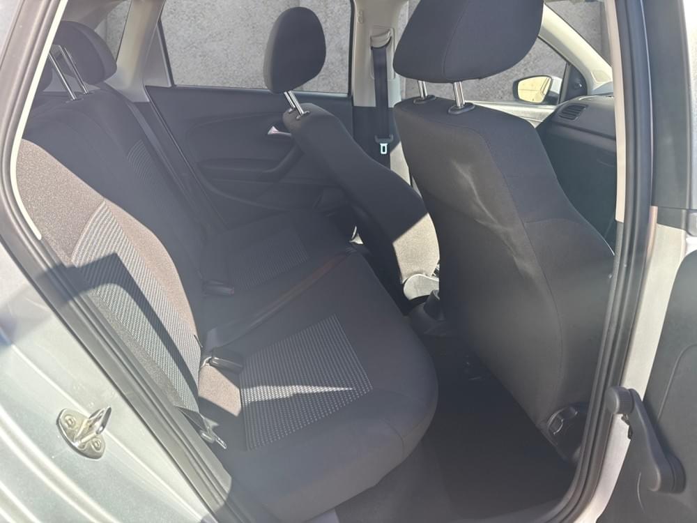 Volkswagen Polo Vivo Hatch 1.6 Comfortline Tiptronic
