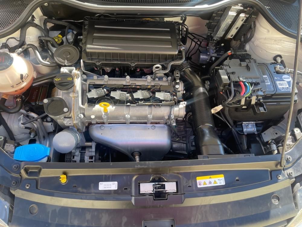 Volkswagen Polo Vivo Hatch 1.6 Comfortline Tiptronic