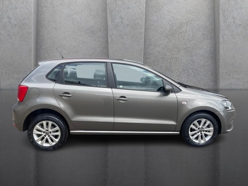 Volkswagen Polo Vivo Hatch 1.6 Comfortline Tiptronic