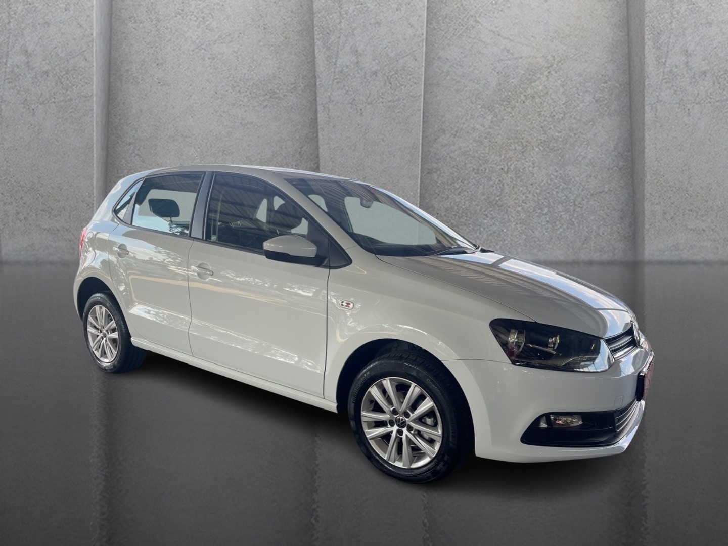 Volkswagen Polo Vivo Hatch 1.6 Comfortline Tiptronic