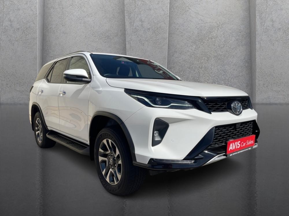 Toyota Fortuner 2.4 Gd-6 Rb At