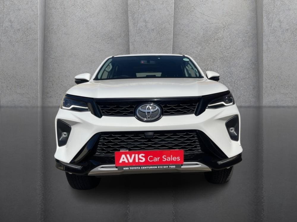 Toyota Fortuner 2.4 Gd-6 Rb At