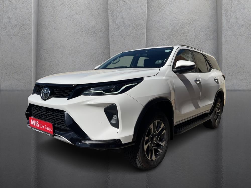 Toyota Fortuner 2.4 Gd-6 Rb At