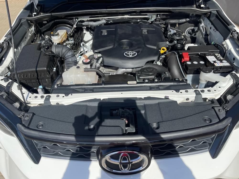 Toyota Fortuner 2.4 Gd-6 Rb At