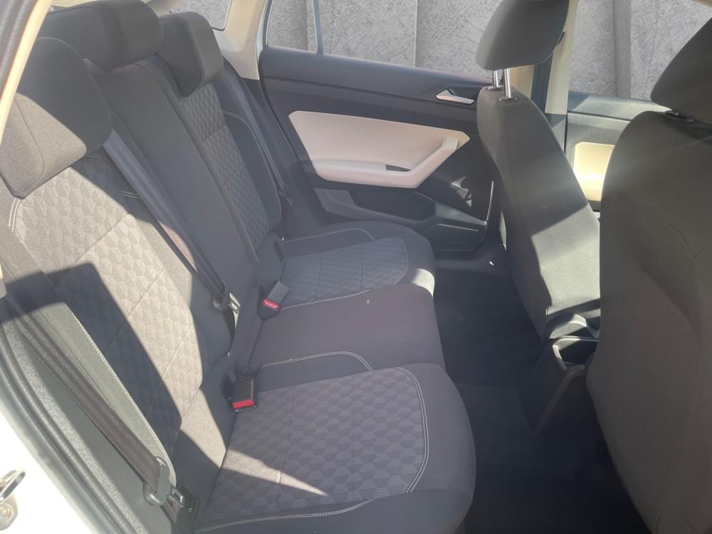 Volkswagen Polo Sedan 1.6 Base
